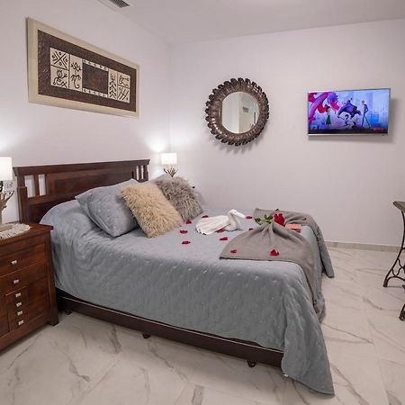 Apartamento Estrella Sauna Spa Jacuzzi 알하마데아라콘 외부 사진