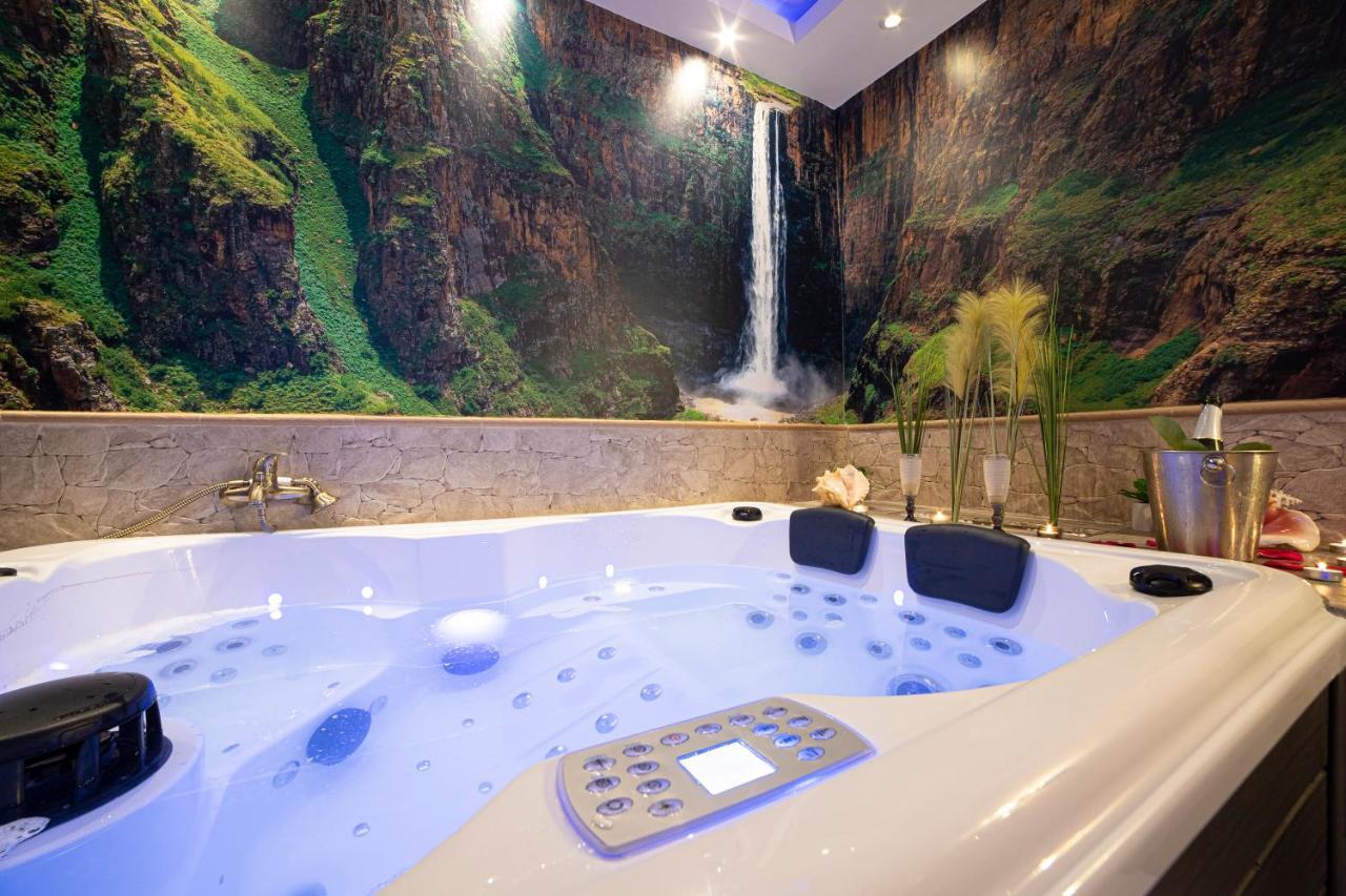 Apartamento Estrella Sauna Spa Jacuzzi 알하마데아라콘 외부 사진