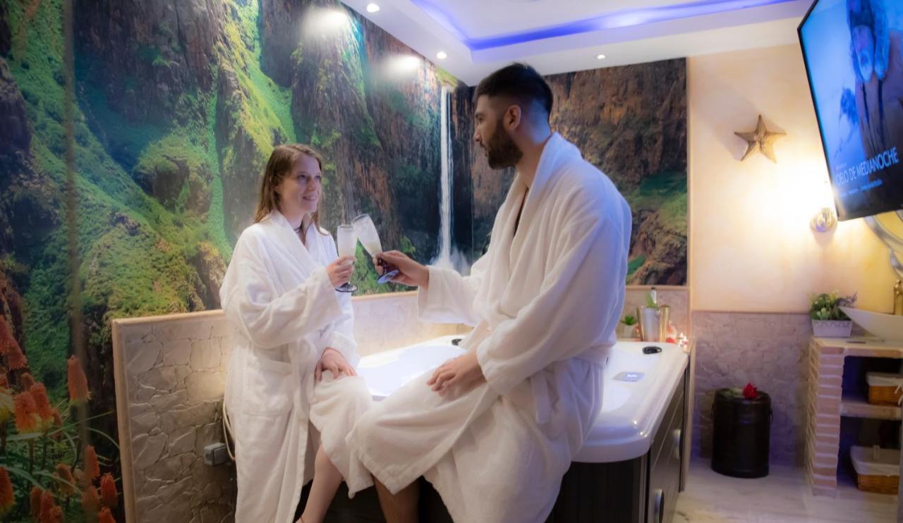 Apartamento Estrella Sauna Spa Jacuzzi 알하마데아라콘 외부 사진