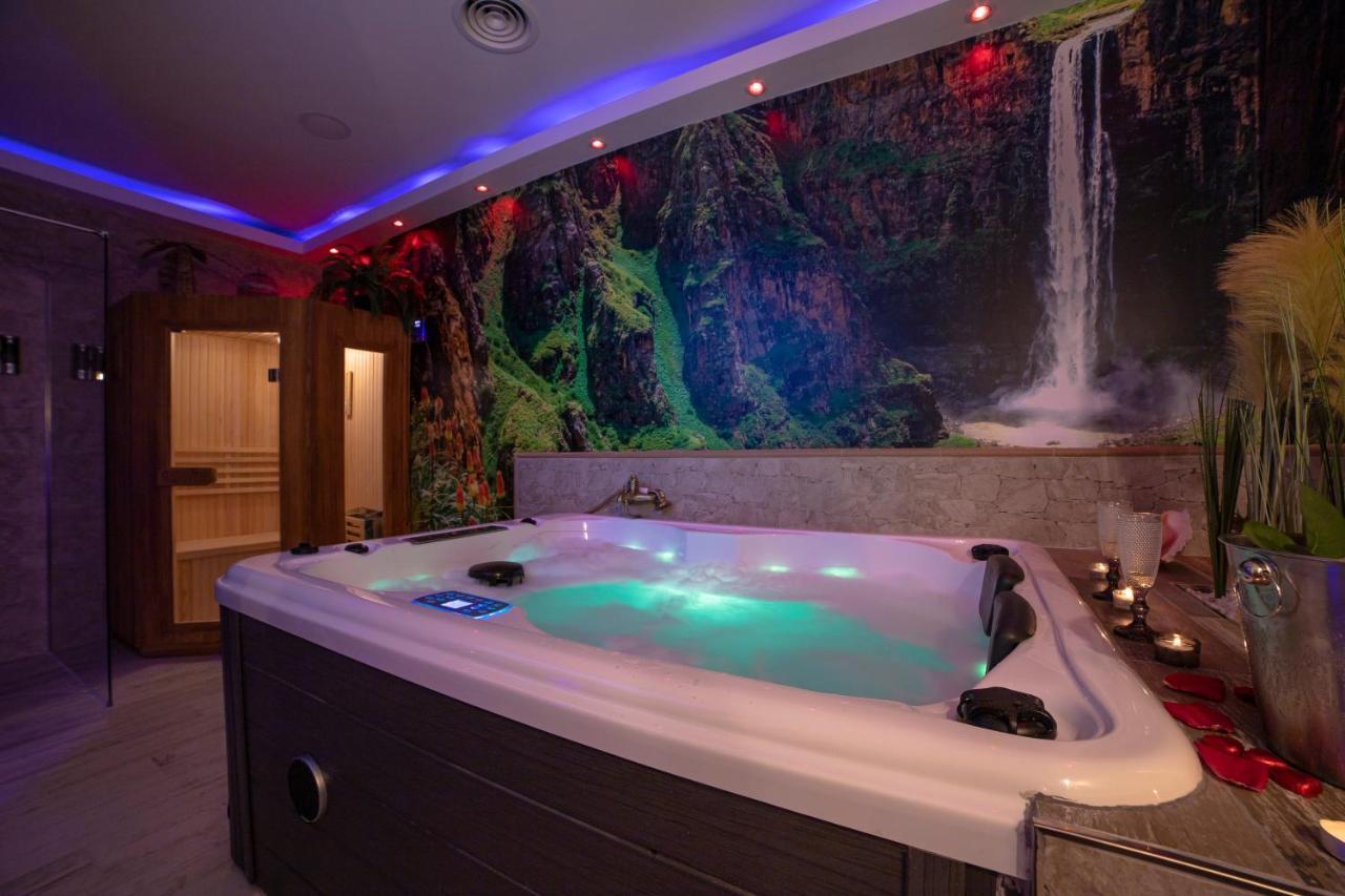 Apartamento Estrella Sauna Spa Jacuzzi 알하마데아라콘 외부 사진